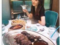 -La Mer Restaurant & Lounge