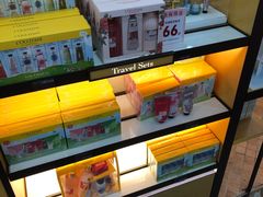 -日上免税店(三径路t3店)
