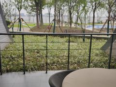 -上海滴水湖皇冠假日酒店