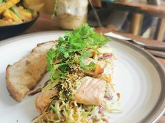 烤三文鱼沙拉-O'mills Sourdough Bakery&Bistro(永嘉路店)