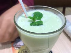 鲜打牛油果鲜奶-佰搭果·广式茶餐厅(石牌东路店)