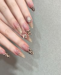 -斯馨·健康美甲美睫