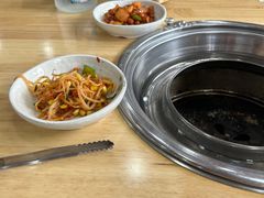 -牛信亭韩国料理·炭火烤肉(紫藤路店)