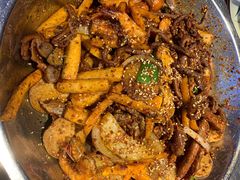 -嘎嘎鸭下巴·爆辣干锅(明教寺店)