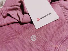-lululemon(上海浦东IFC店)