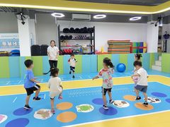 -逗你运动体能训练中心(冠城店)
