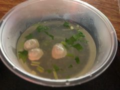 -松树干拌面店