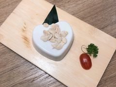 杏仁豆腐-西月山居匠心创意料理(江汉路新佳丽广场店)