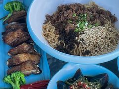 -何必是家面馆 HB noodles&coffee