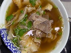 -赵氏牛肉罩火烧