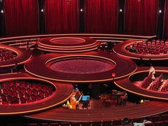 -交通银行前滩31演艺中心