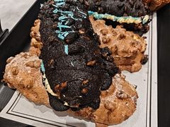 -HOT CRUSH趁热集合·现烤面包(上海环球港店)