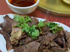 -壹阁胡羊焖饼(特色小吃街店)