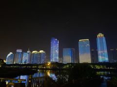 -万绿园