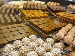 -Laderach 莱德拉(上海环贸iapm店)