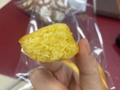 柠檬玛德琳-OUR Bakery(中海环宇荟店)