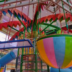 -多奇妙乐园·淘气堡·电玩·抓娃娃(海口吾悦店)