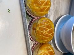 酥皮水牛奶菠萝包-陶陶居酒家(海岸城店)