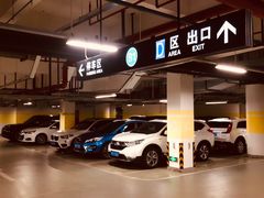 -经纬汇-停车场