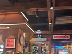-巴卤社老火锅(财富店)