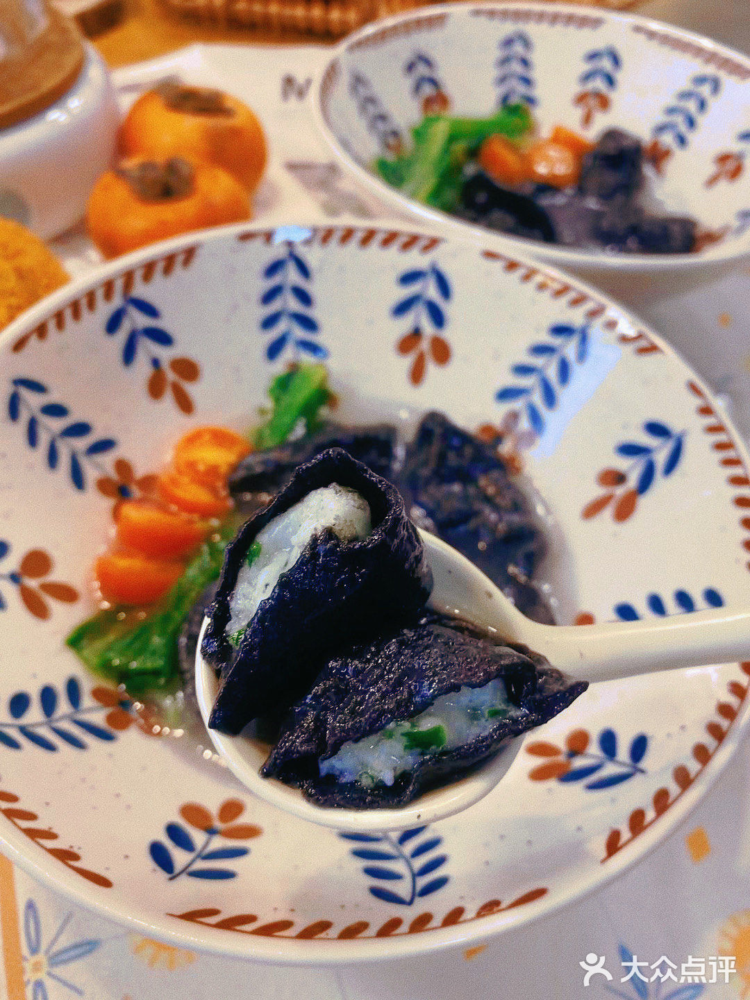 居然有人说乌漆麻黑的不好吃我真的会谢！这口美味懂的自然懂！