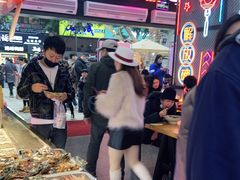 -八一好吃街·高品美食广场