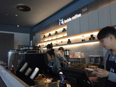 -瑞幸咖啡(宝华国际广场店)