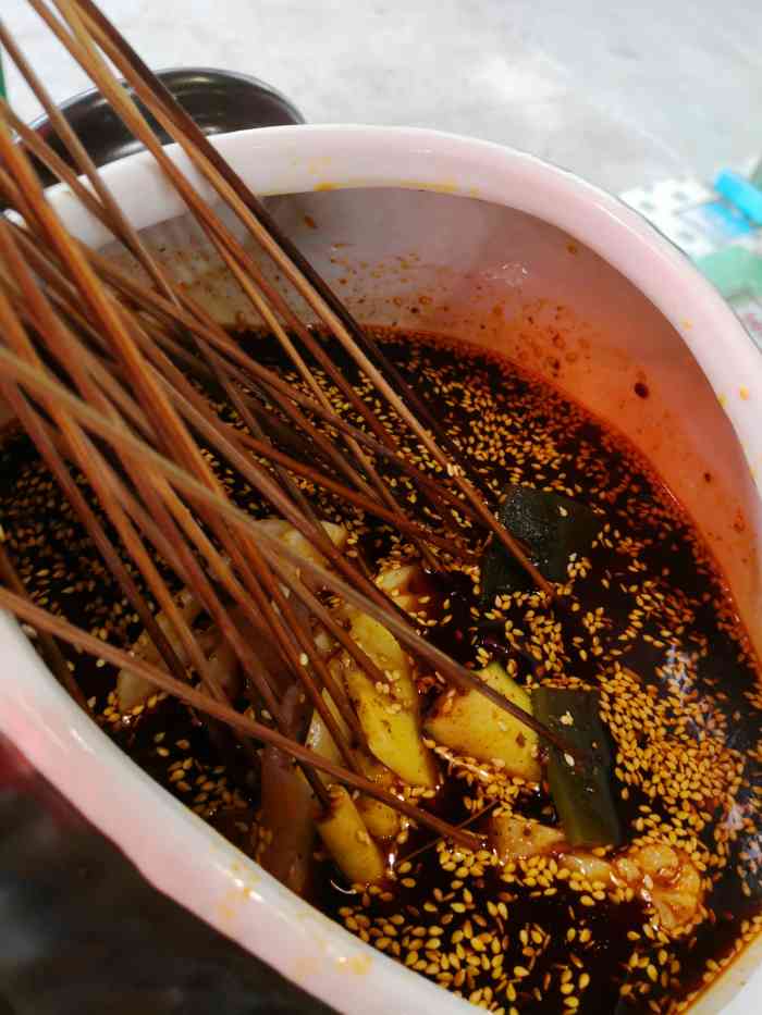 伏小宝钵钵鸡(少陵路店)-"少陵路美食一条街怎么能少了乐山小吃,才开.