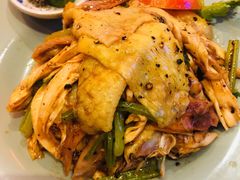 越式盐焗麻油鸡-大头虾越式风味餐厅(光明广场店)