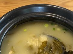 -兔行天下-鸿鹤鲜锅兔(中海国际店)