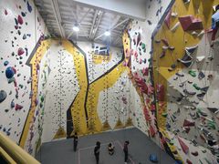 -问山MountQuest攀岩馆