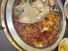 -沸炉重庆老火锅(军事博物馆店)