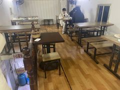 -煲煲香快餐(南京路店)