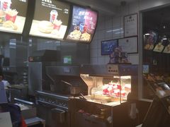 -麦当劳(深圳北站高铁店)