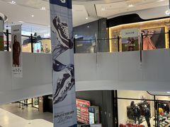 -王府井奥莱临潼小镇(临潼店)