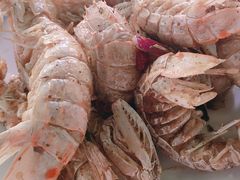 -三亚新鸿港水果一级批发市场