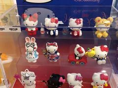 -泡泡玛特POPMART(侨福芳草地店)