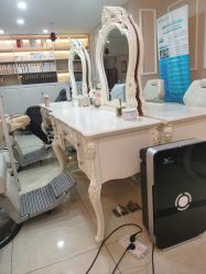 -Bollins波林丝•专研护发中心