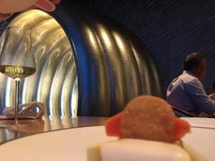 -迪拜帆船酒店海底餐厅