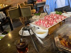 -佬土鹅肠火锅(中建大观店)