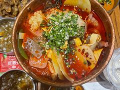 -成都你六姐·牛肉冒菜(信泰中心商场店)