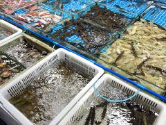-霞涌市场海鲜摆卖区