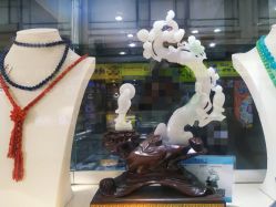 -石古会玉石批发中心