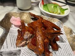蝴蝶里招牌乳鸽-蝴蝶里·粤菜·点心(龙湖天街&滨江店)