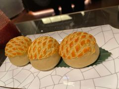 菠萝包-海派悦庭·海胆烧麦·新融合菜(凯德广场店)