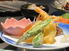 -铭牛烧肉·和牛海鲜自助(高新月牙湖店)