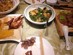 脆皮鸽子-锦绣金山人家(友谊店)