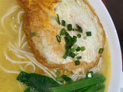 -巷子宽·酸菜鱼(迪士尼小镇店)