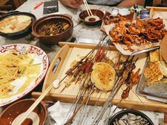 -破瓦寒窑·地摊烤羊排