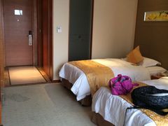 -无锡鼎尚皇冠酒店